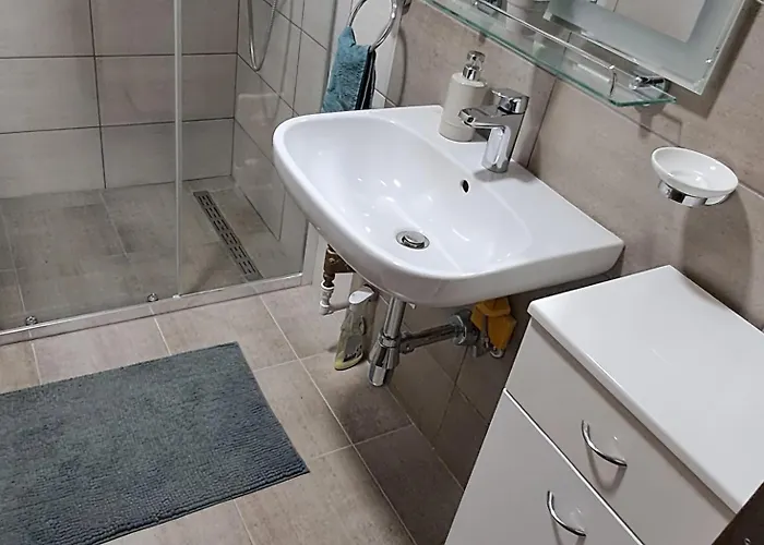 Il Paradiso Potok Akva Park 雅戈丁那